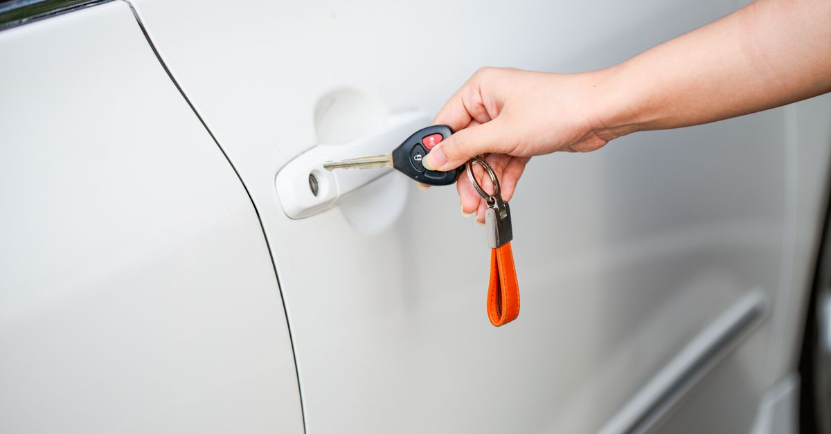 Nissan car key fob — Greene County Locksmith